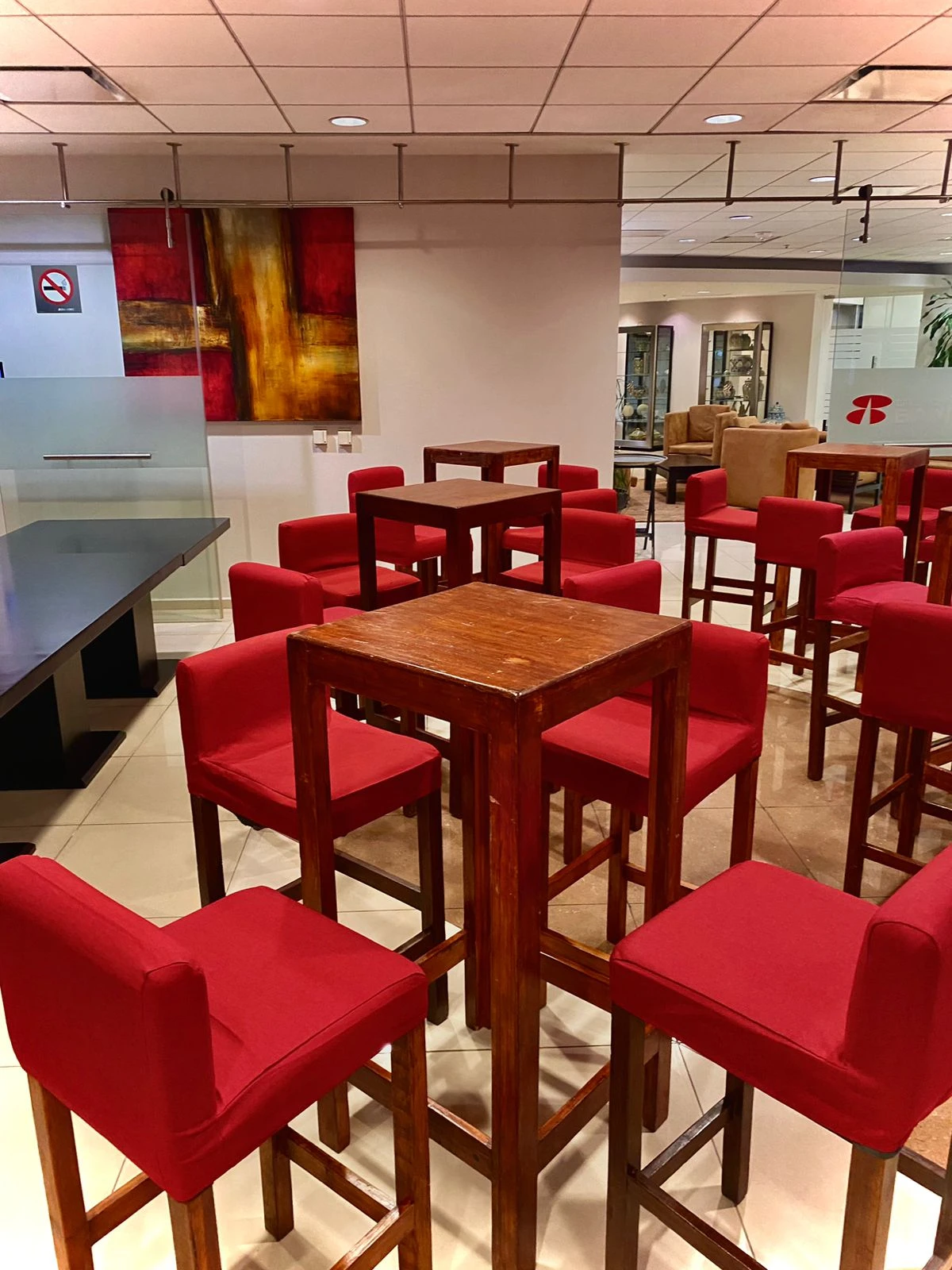 bancos-madera-rojo
