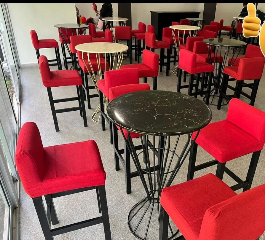bancos-negro-rojo